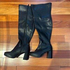 Black wonen’s boots knee-high boots for women size 8WW New